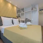 Guest house Gallery With Parking