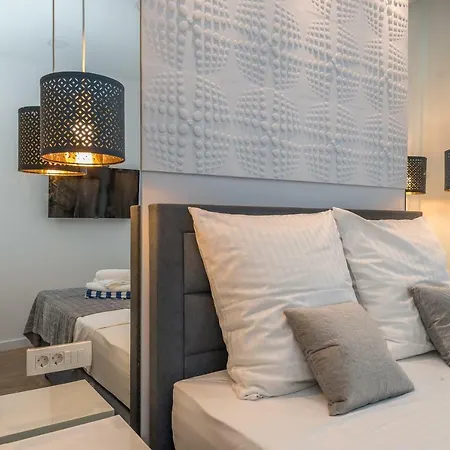 Gallery With Parking Zadar