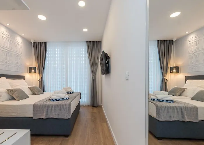 Gallery With Parking Guest house