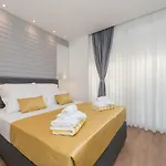 Pensjonat Gallery With Parking 3*