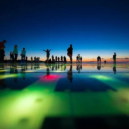 Gallery With Parking