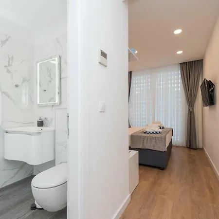 招待所 Gallery With Parking 扎达尔