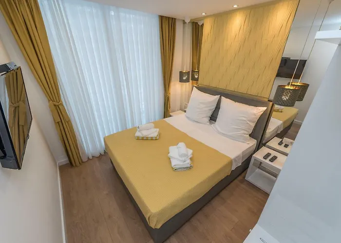 Gallery With Parking 3*